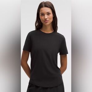LULULEMON- LOVE CREWNECK T-SHIRT- SIZE 12- SUPIMA COTTON JERSEY- GREAT CONDITION